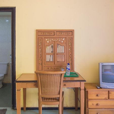 Foresta Inn Family Resort Prigen Bagian luar foto